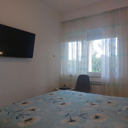 Apartmani PARADISO Krk Town Bagian luar foto