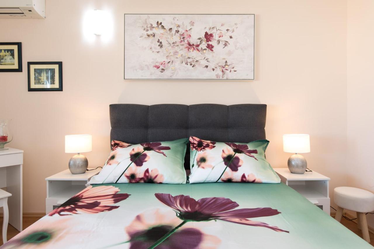 Apartmani PARADISO Krk Town Bagian luar foto