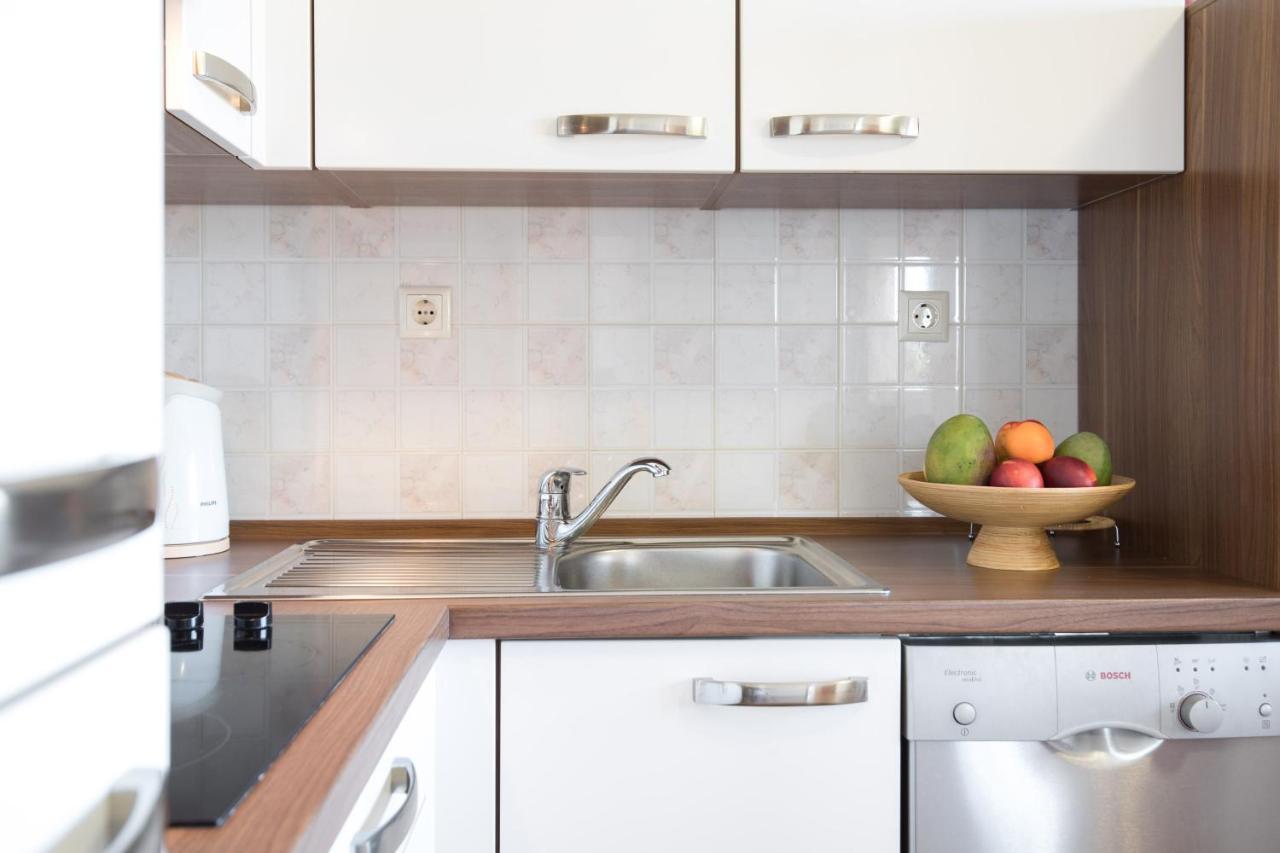 Apartmani PARADISO Krk Town Bagian luar foto