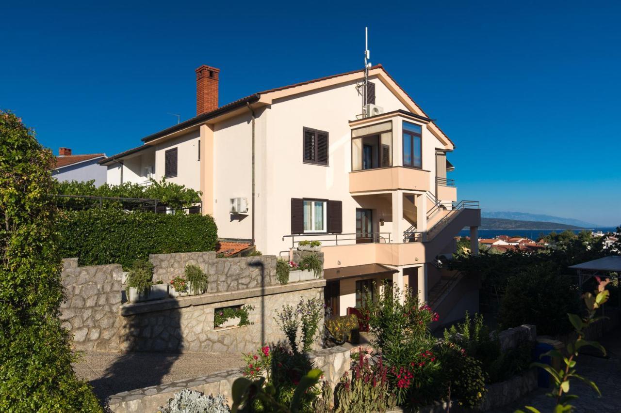 Apartmani PARADISO Krk Town Bagian luar foto