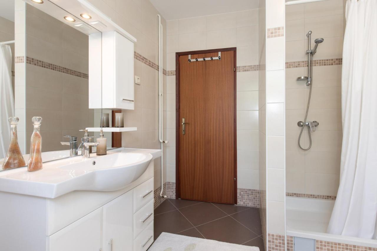 Apartmani PARADISO Krk Town Bagian luar foto