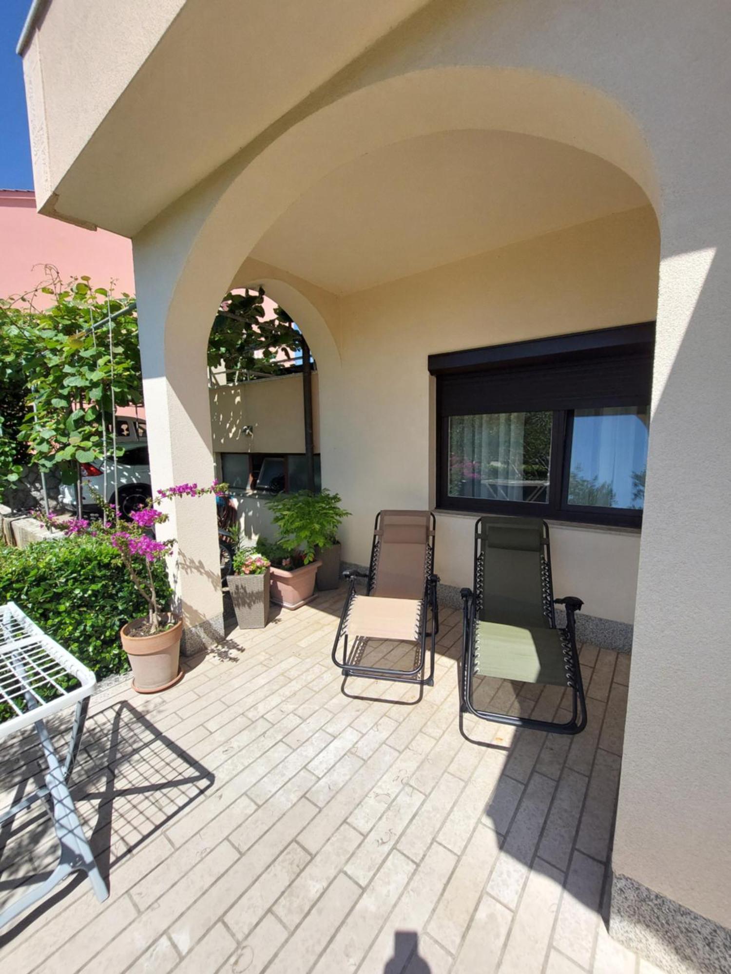 Apartmani PARADISO Krk Town Bagian luar foto